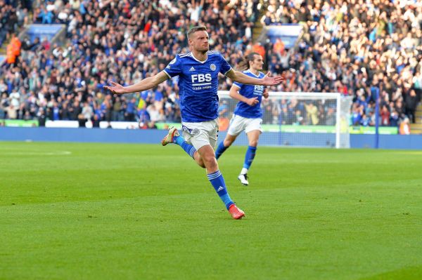  پیام ویژه جیمی واردی پس از تحقیر یاران رونالدو