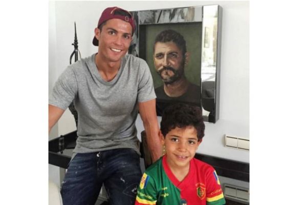 داشتن یک پدر غیرعادی چگونه رونالدو را به پدر کاملتری تبدیل کرد