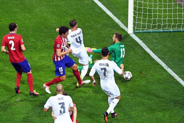 اعتراف داور فینال سال 2016 گل راموس آفساید بود