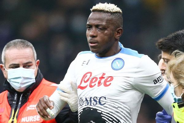 جزییات مصدومیت وحشتناک مهاجم ناپولی انگار سرش در دستگاه پرس رفتهبود