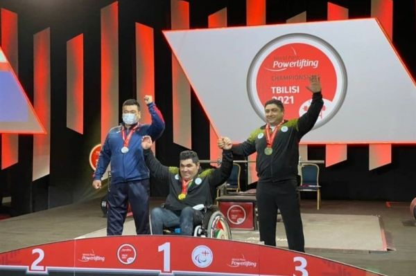 پاراوزنهبرداری قهرمانی جهان طلای غریب شاهی با شکستن رکورد دنیا رضی به برنز بسنده کرد