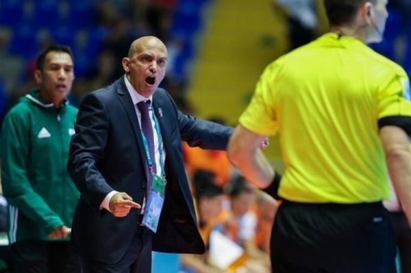  ارائه پیشنهاد فعالیت در تیم‌های پایه فوتسال به کاکائو