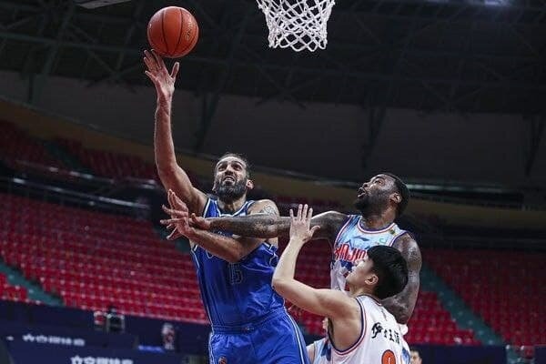 باخت سیچوآن در روز درخشان حدادی حامد همچنان میدرخشد