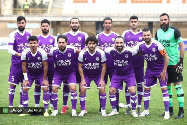 هوادار نه می بازد و نه گل می خورد