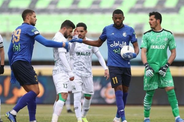  مدیرعامل آلومینیوم  بازیکنان استقلال محترمانه به داور توهین می‌کردند  برخی مدیران، یکی دو نفر با خودشان به ورزشگاه آوردند