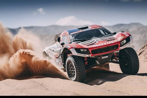 رالی داکار پیشتازی العطیه و لوب در بخش ماشین