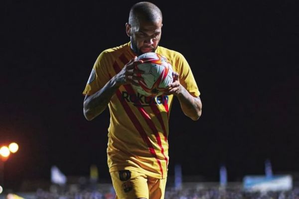  پیام اینستاگرامی پرافتخارترین بازیکن تاریخ پس از اولین بازی در بارسلونا