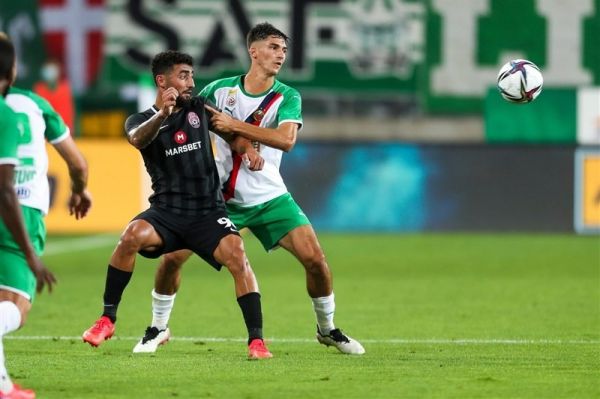 مالک ترکیهای تیم انگلیسی به دنبال انتقال صیادمنش