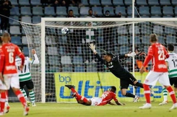 یاران محبی نخستین باخت اسپورتینگ را رقم زدند پورتو قهرمان نیمفصل