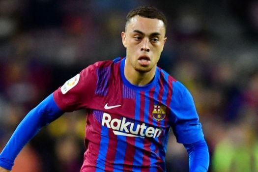 چلسی وارد رقابت برای جذب مدافع آمریکایی آبی اناریها شد