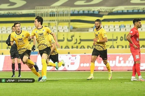  سپاهان ۲ - فولاد یک  بازگشت سپاهان به کورس بالای جدول  محرم مچ نکو را خواباند