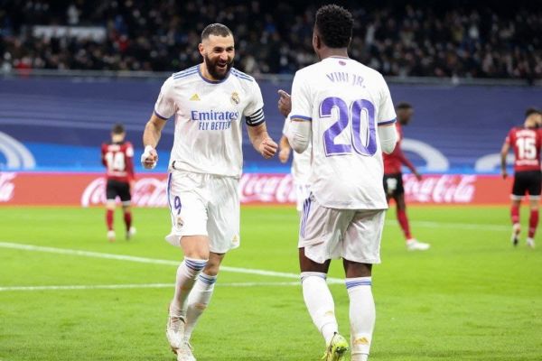  تحقیر والنسیا در سانتیاگو برنابئو با دبل‌های زوج بنزما - وینیسیوس