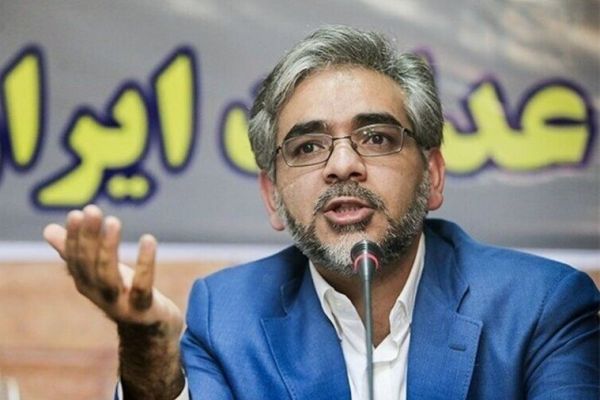 رئیس سازمان خصوصی سازی حق پخش تلویزیونی باید به سرخابیها پرداخت شود