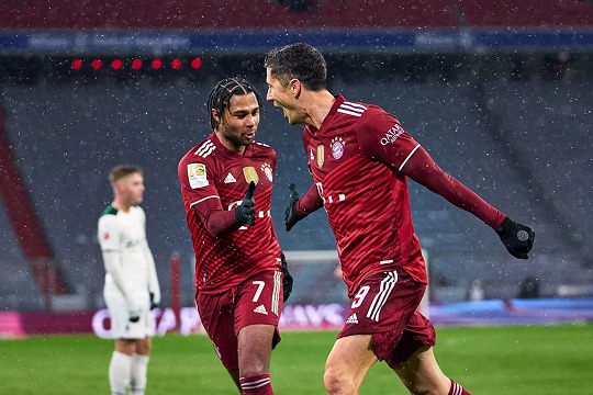 برابری بایرنمونیخ با رکورد تاریخی بوندسلیگا با وجود باخت مقابل گلادباخ