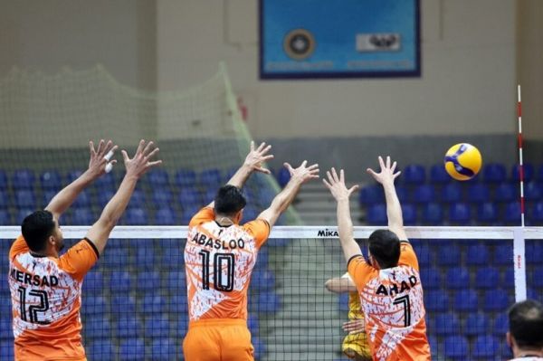  اتمام ناکامی‌های سپاهان در والیبال  شکست بهروز عطایی در مصاف مربیان تیم ملی