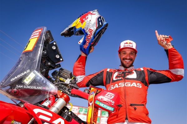  رالی داکار  ساندرلند قهرمان موتورسواری شد