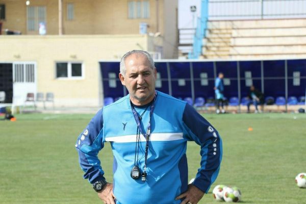 یکه استقلال نباید تمرکزش را از دست بدهد لیگ برتر پیشرفتی نداشته است