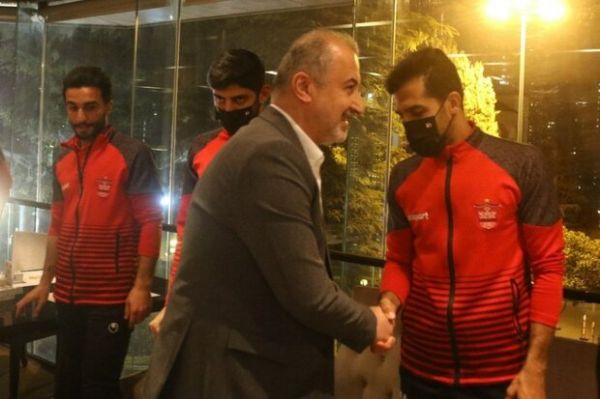 گزارش مهر خزانه خالی و انتظارات بالا؛ لیست بازیکنان جدید پرسپولیس و دردسر بزرگ برای مدیرعامل سرخها