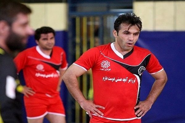 انتظاری قرار نیست همیشه زیبا بازی کنیم