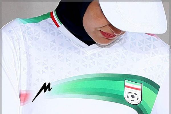  رونمایی از کیت جدید فوتبال ملی عکس