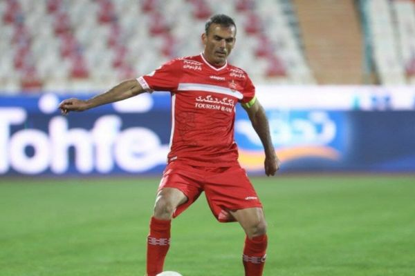  حسینی  باشگاه به وظیفه‌اش عمل کند، بچه‌ها را فراموش کرده‌اند  هیچ چیز سر جای خودش نیست