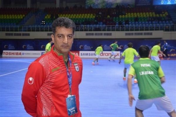  صانعی  به خاطر عشق و شور جوانان هدایت تیم زیر 19 سال فوتسال را پذیرفتم  کارمان سخت است اما ما ایرانیم