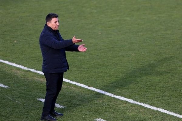 قلعهنویی هر کاری میکنیم نشاط به تیممان بر نمیگردد ۷ امتیاز برگردد مدعی اول قهرمانی میشویم