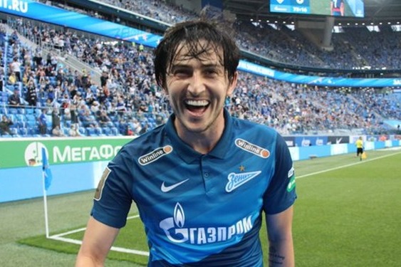  تمجید سایت معتبر اپتا از آزمون؛ ستاره کشورمان در نوک قله روسیه +عکس