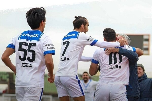  لیگ یک  برتری سخت و تداوم صدرنشینی ملوان در خانه  آرمان گهر جای سایپا را گرفت