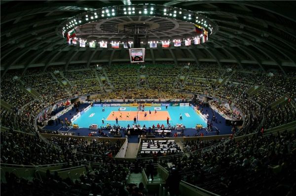 ورود تماشاگران به سالنهای والیبال ممنوع شد