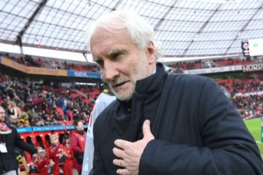 سرمربی سابق آلمان از وفاداری هم خود گفت همیشه رمانتیک بودهام