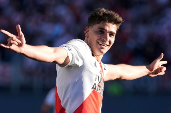  پدیده آرژانتینی فقط یک امضا تا منچسترسیتی فاصله دارد