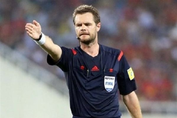 فوتبال انتخابی جام جهانی قضاوت داور استرالیایی در دیدار ایران - عراق
