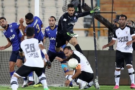  مهاجم استقلال و مدافع سپاهان در رادار هوادار