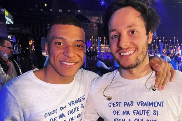 عکس؛ کیلیان امباپه موقتاَ خواننده شد