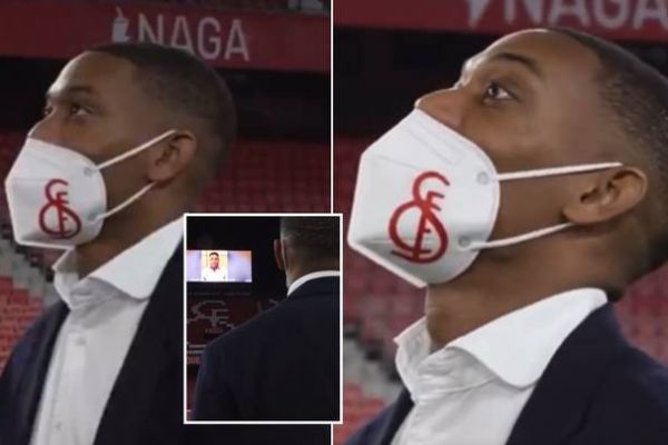 واکنش مهاجم سابق منچستریونایتد به پیام رونالدو چه بود