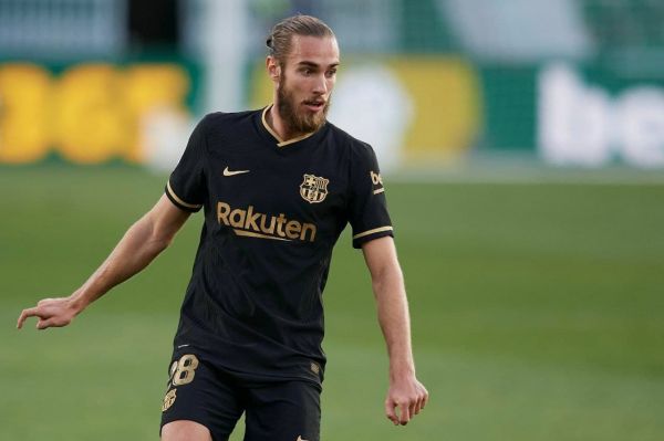  دو پیشنهادی که مدافع بارسلونا برای ماندن در جمع آبی و اناری‌ها رد کرد