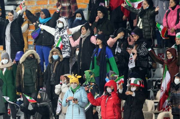  دبیر فدراسیون پزشکی ورزشی  فدراسیون بر اجرای کامل پروتکل‌ها بهداشتی در ورزشگاه آزادی نظارت داشت