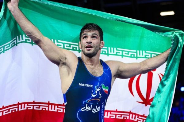 اعلام ترکیب کشتی آزاد ایران برای مبارزه دوستانه با آمریکا تمجید از یزدانی در یک سایت آمریکایی