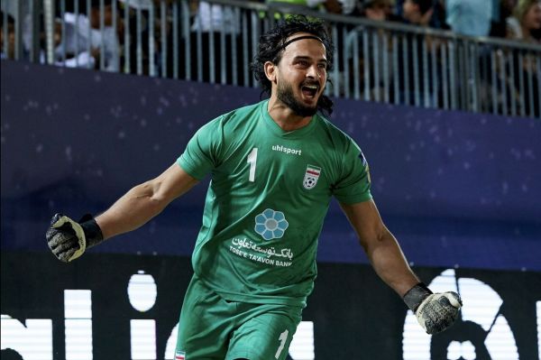 ملیپوش فوتبال ساحلی مجبور به خداحافظی از تیم ملی شدم