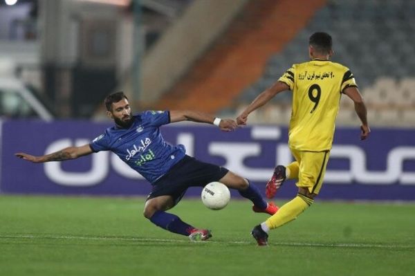  عارف آغاسی  آقا فرهاد برای جدایی ام از استقلال کمک کند  باید به اهواز برگردم