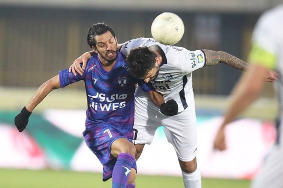 عباسیان داور یک پنالتی هوادار را نگرفت مسئولیتپذیری کافی نداریم