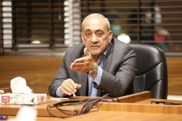 گرشاسبی مظاهری پیشقرارداد را امضا کرد ولی درخواستی داشت که پذیرفته نشد حردانی اول فصل با استقلال به توافق رسیده بود