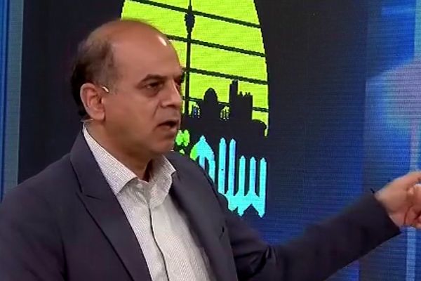  کارشناس داوری  کمیته انضباطی به صحنه گل دوم استقلال در بازی با هوادار ورود کند