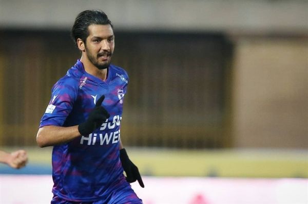 محمدی امیدوارم بدشانسی دست از سر هوادار بردارد ناراحتیم چون مقابل استقلال مستحق باخت نبودیم