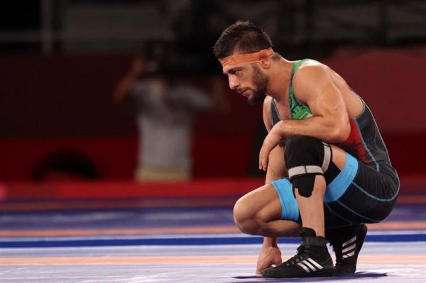  اطری  ۱۰ روز به خاطر اُمیکرون تمرین نکردم، امیدوارم سهمیه جام تختی بگیرم  در اردوی المپیک تمرکزمان روی کشتی نبود