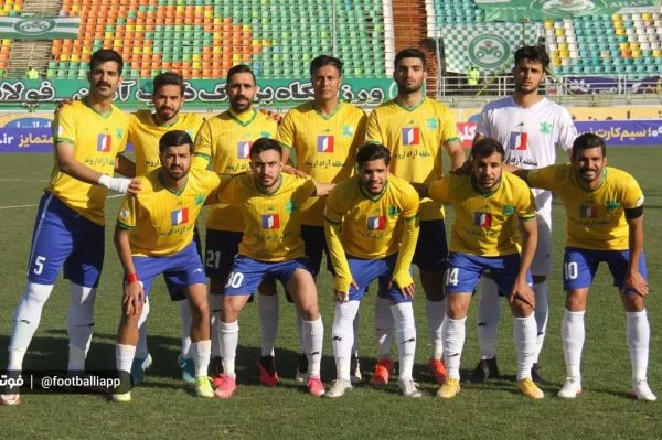  مدافع نفت از جمع شاگردان منصوریان جدا شد  دلیل فسخ نشدن قرارداد 3 بازیکن آبادانی