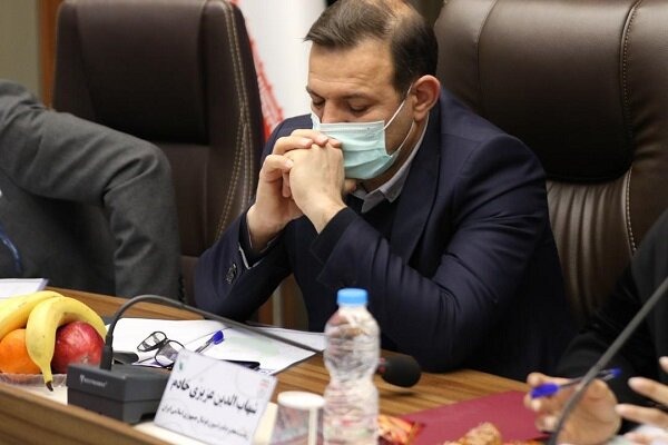  گزارش مهر  شکاف و اختلاف در هیات رئیسه فدراسیون فوتبال  «رئیس» در خطر استیضاح