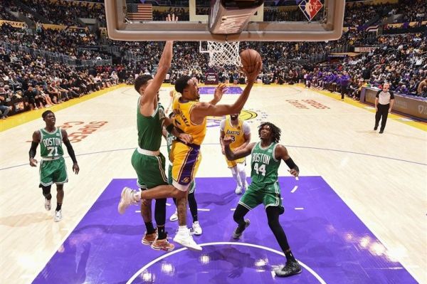 لیگ NBA شکست لیکرز و بروکلین در خانه