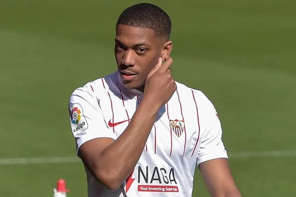 ستاره فرانسوی از رد پیشنهاد بارسلونا و یوونتوس میگوید